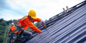 Metal roofing residential contractors