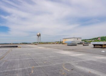 Protecting a Massive Manufacturing Facility — Skyline Roofing